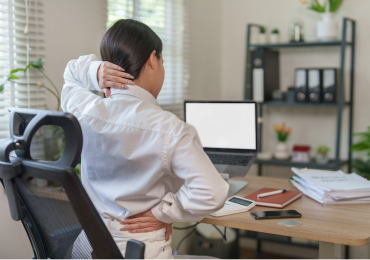 Is Your Desk Job Causing Pain? 5 Signs It's Time to See a Chiropractor